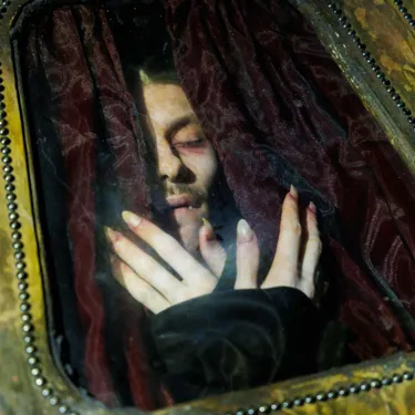 LD Dracula Square (5)